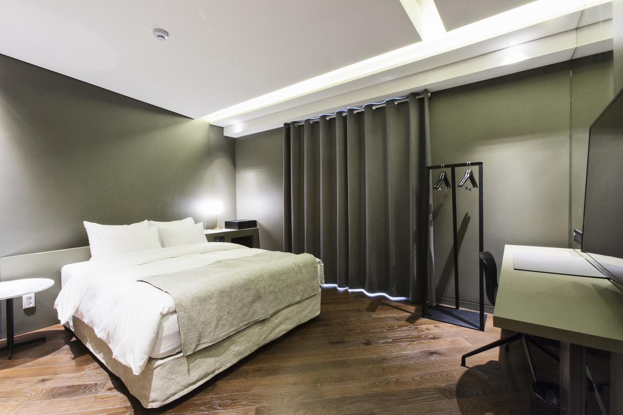 Gwangmyeong Js Boutique Hotel Exterior photo